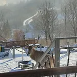 Na Skale Z Widokiem Na Panorame Karkonoszy 木屋 斯克拉斯卡波伦巴
