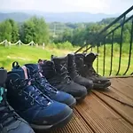 Na Skale Z Widokiem Na Panorame Karkonoszy *